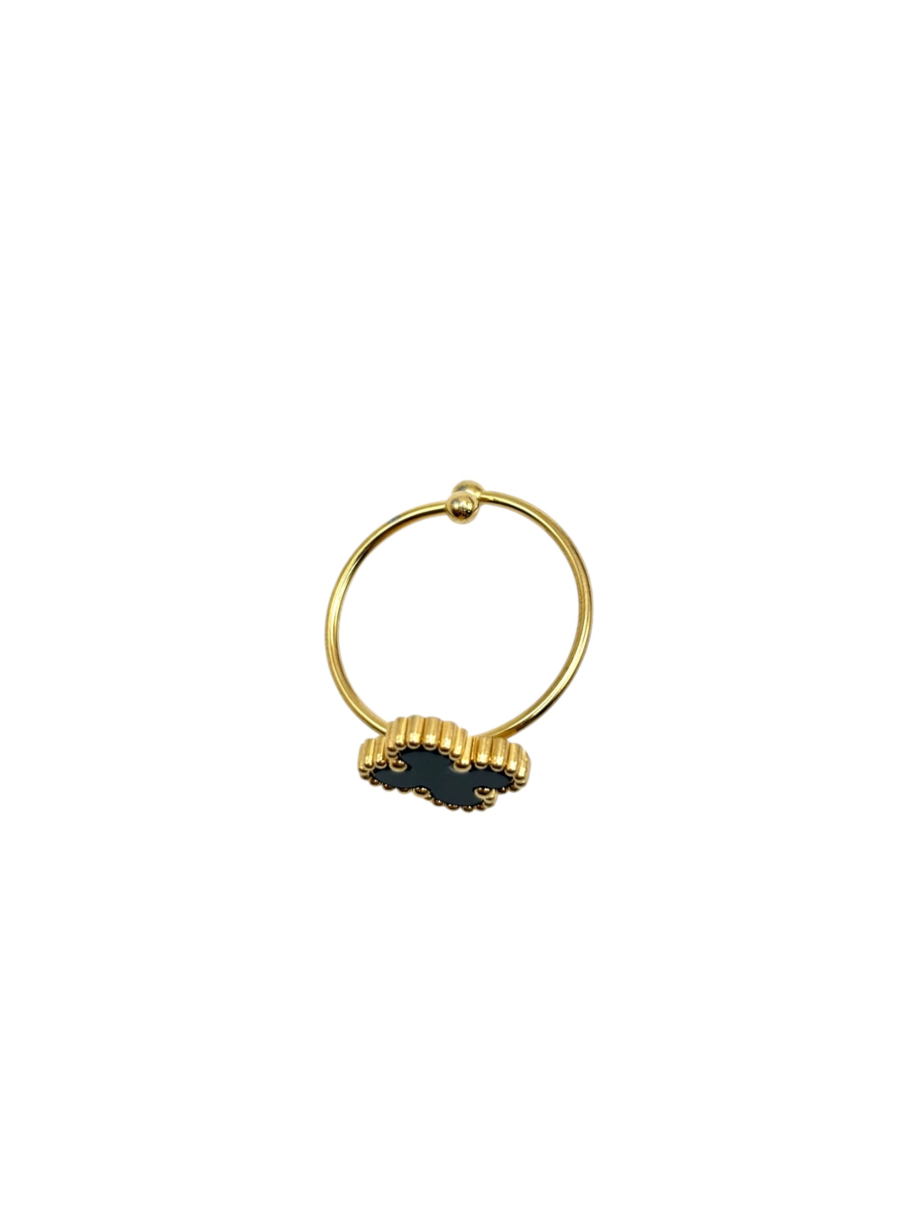 Clover Ring